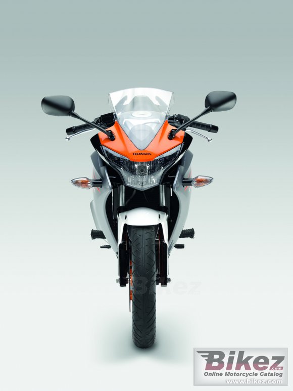 2011 Honda CBR125R photo